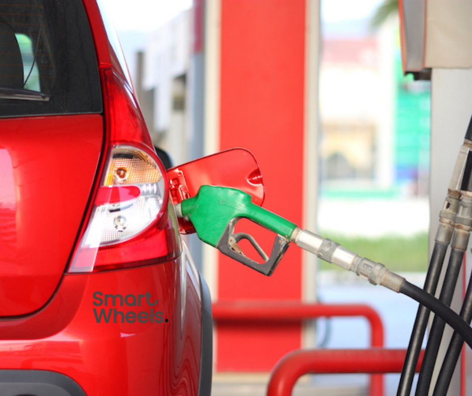 traffic rules refueling on Bonaire.